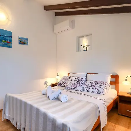 Boutique With Pool In Egotici Holiday home *