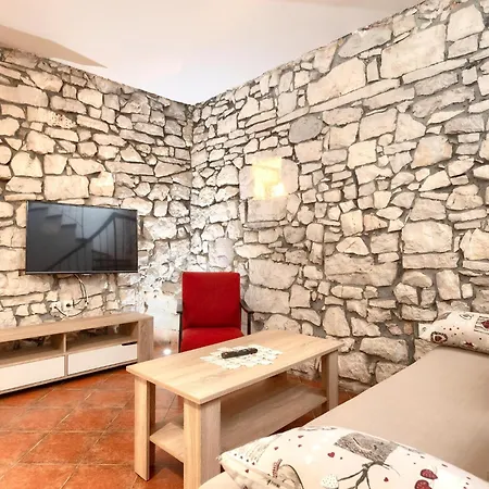 Boutique With Pool In Egotici Holiday home *